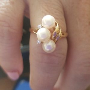 Pearl ring